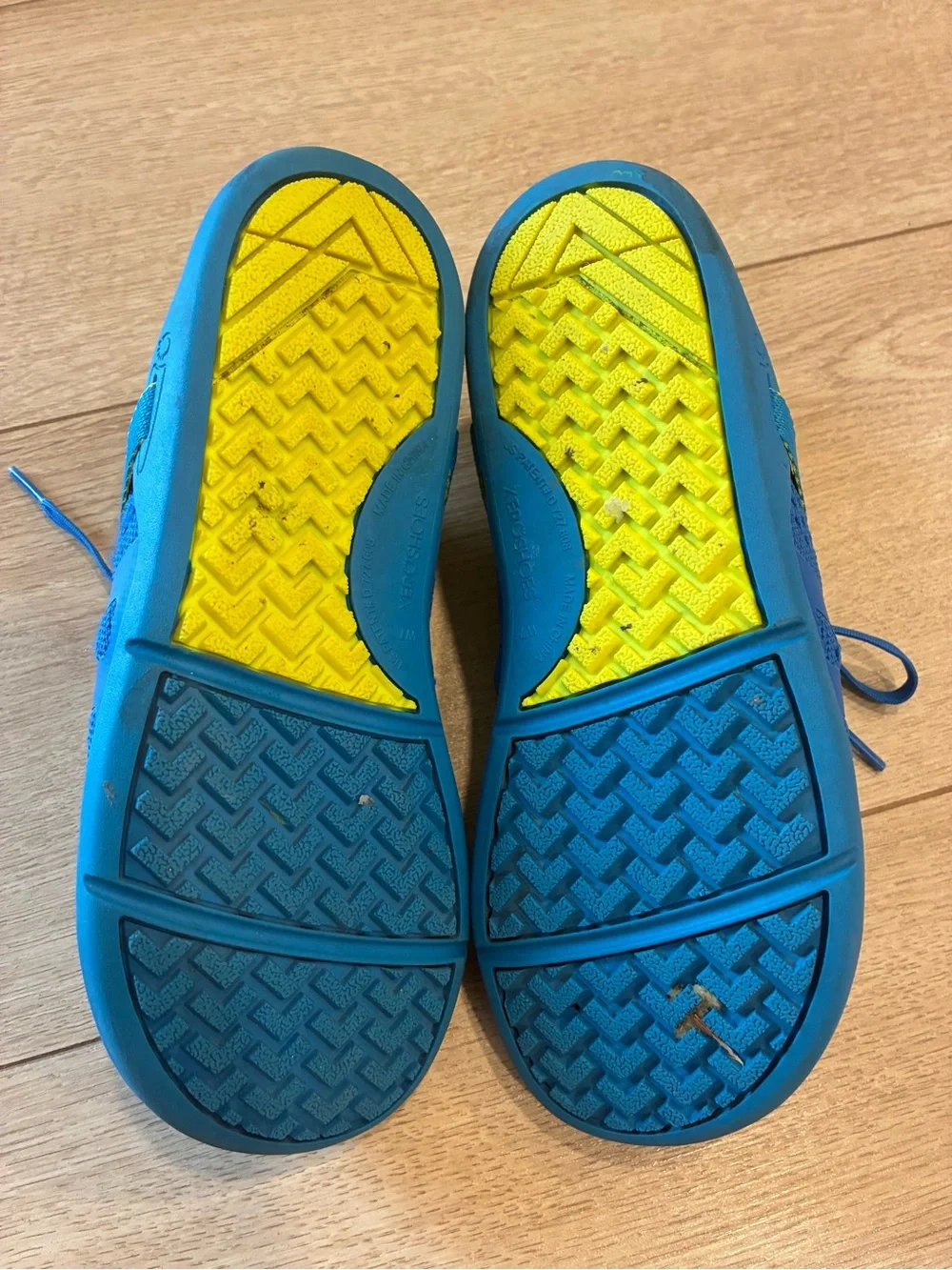 Xero Women’s Prio Neo Barefoot Shoes Sneakers Blue Size 7